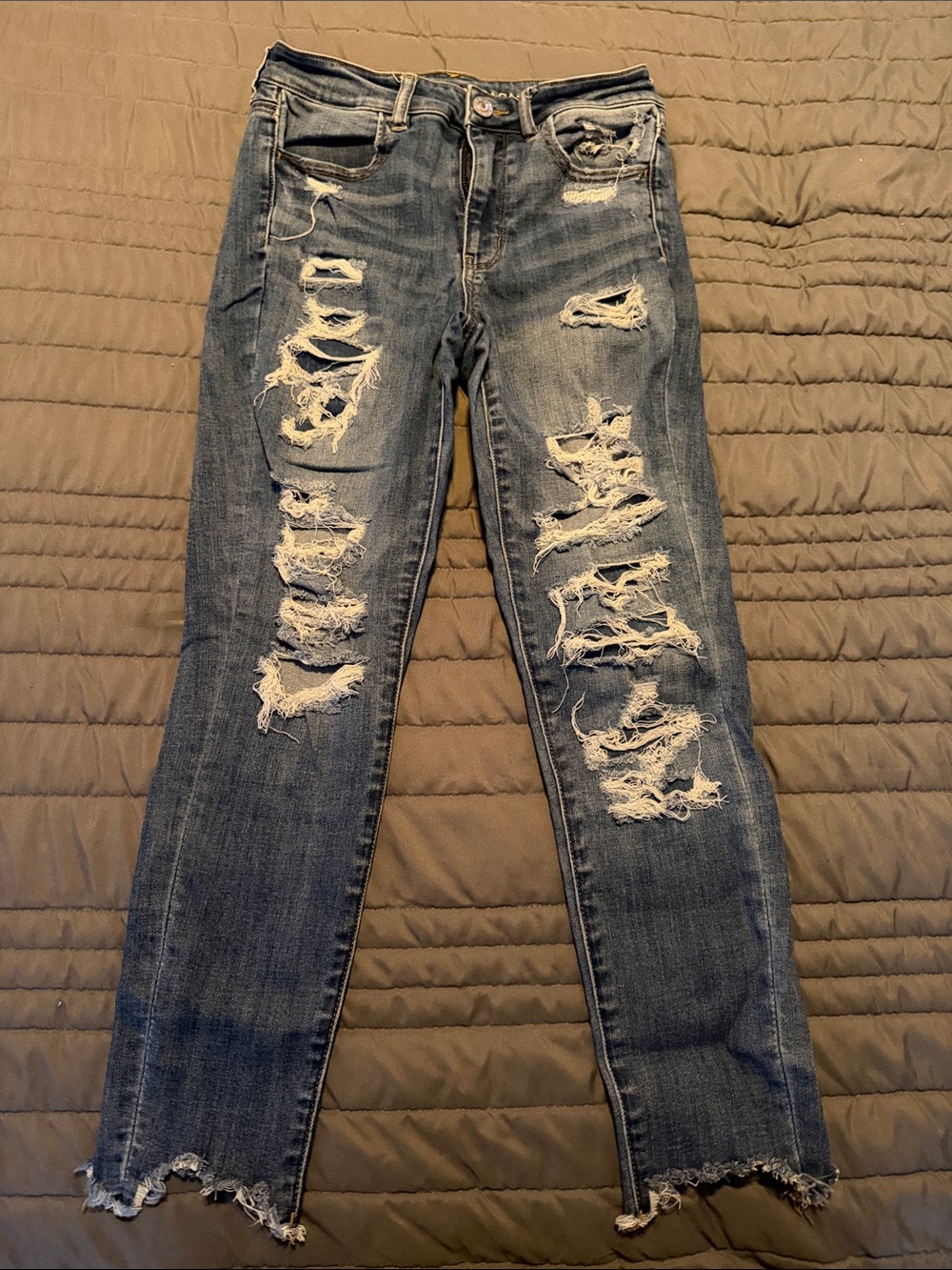 American Eagle Outfitters Distressed Light Blue Skinny Jeans
